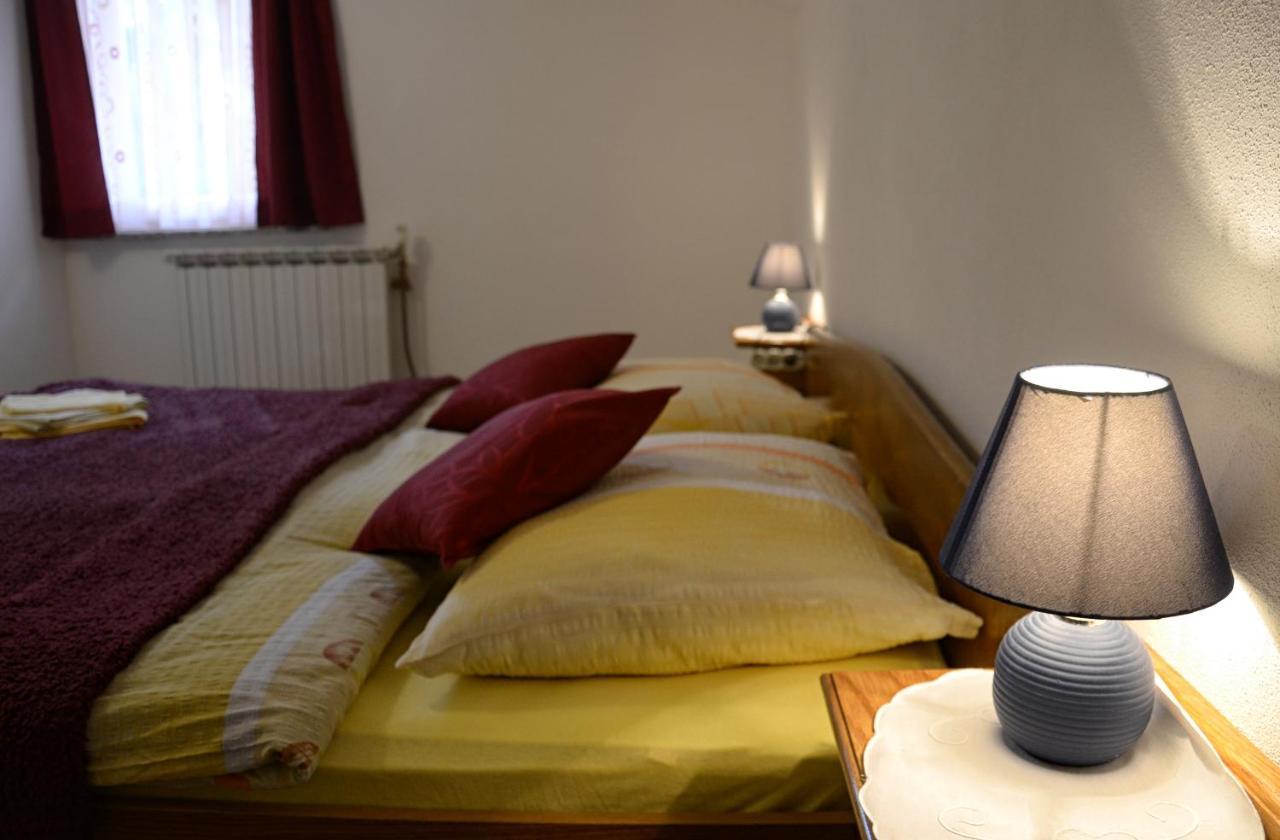 Giga Apartment Rakovica Bagian luar foto