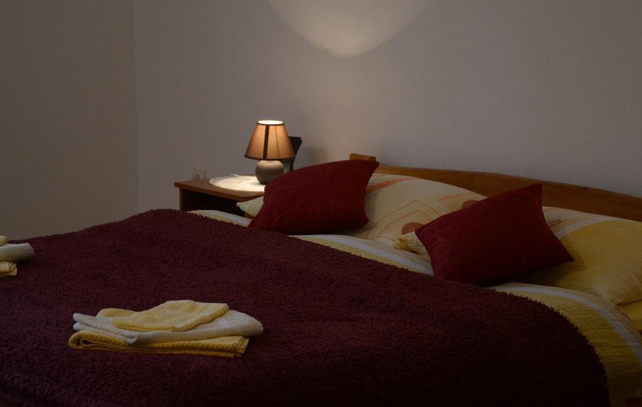 Giga Apartment Rakovica Bagian luar foto
